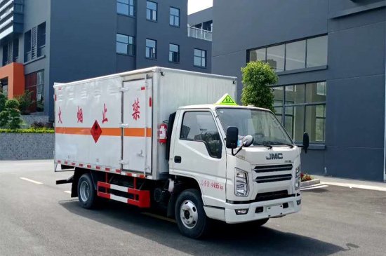 江铃國(guó)六气瓶厢式运输車(chē)