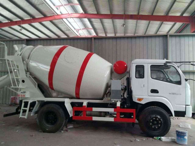 陕汽华康5-6方搅拌車(chē)車(chē)