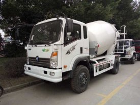 重汽王牌5方6方搅拌車(chē)