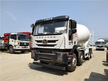 红岩10-14方轻量化搅拌車(chē)